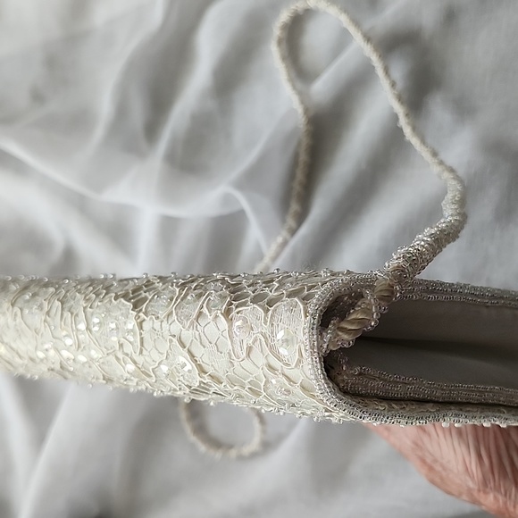 Genie White Lace and Sequins Shoulder/Crossbody Clutch, $45 - Picture 9 of 10